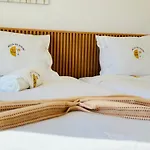 Pacos Do Douro, Privee Avec Piscine 4*