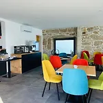 Bed and Breakfast Pacos Do Douro, Privee Avec Piscine