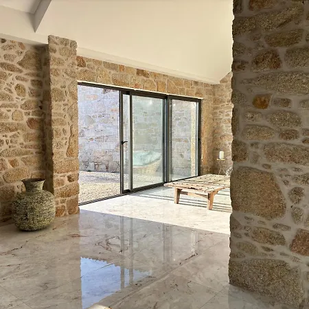 Pacos Do Douro, Privee Avec Piscine 4*