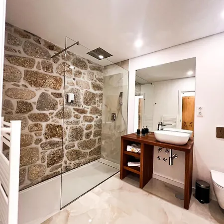 Pacos Do Douro, Privee Avec Piscine לינה וארוחת בוקר 3*