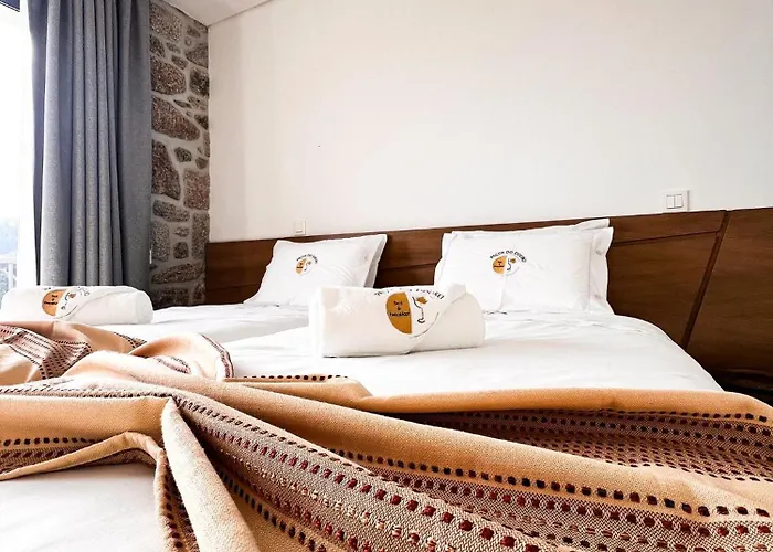 Bed & Breakfast Pacos Do Douro, Privee Avec Piscine Romariz