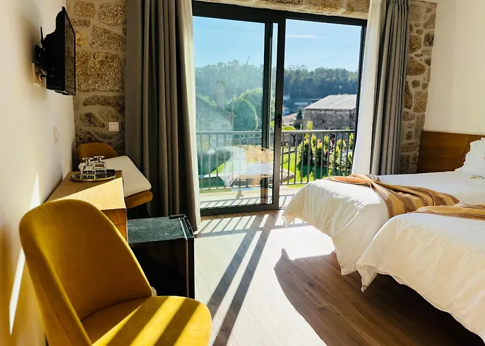 Pacos Do Douro, Privee Avec Piscine Panzió 3*