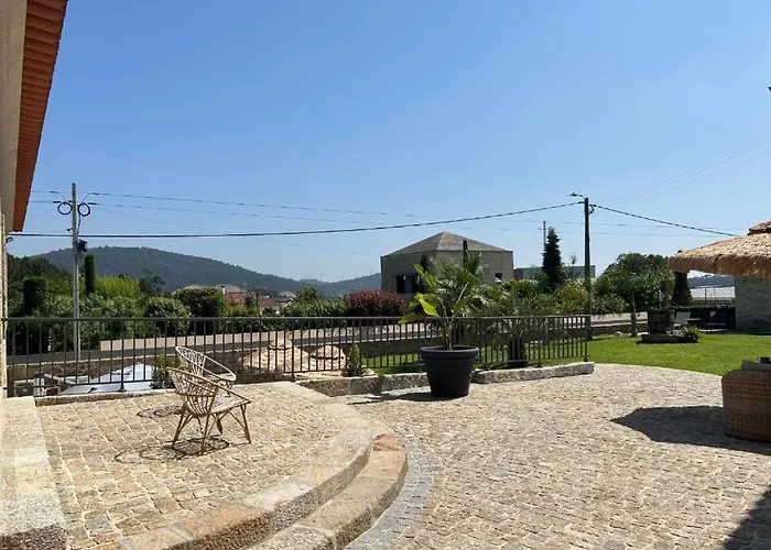 Paços Do Douro, Privée Avec Piscine Couette-café